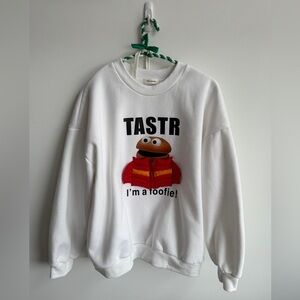 Hamburger sweatshirt 
Large